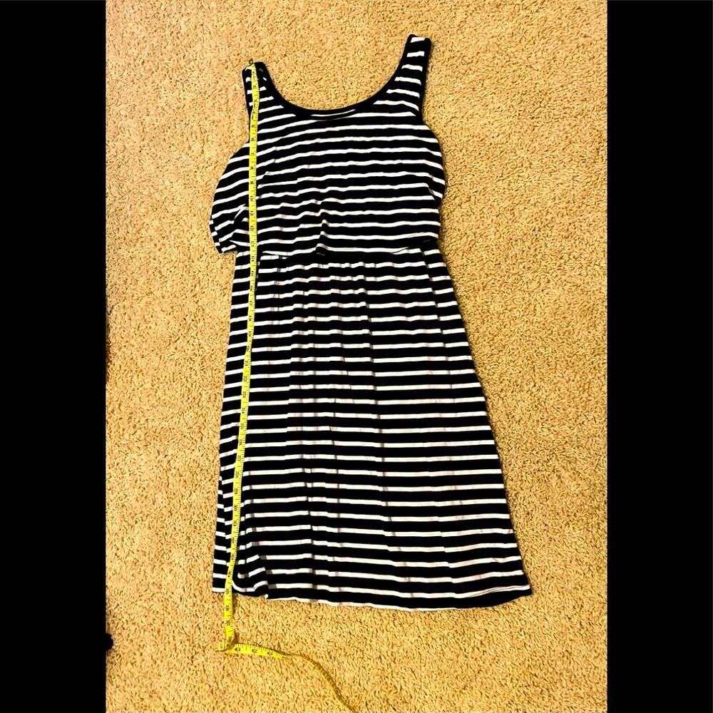 Old navy black and white striped nursing dress S